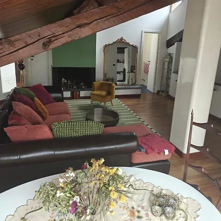 Apartment Palazzo In The Heart Of Parma